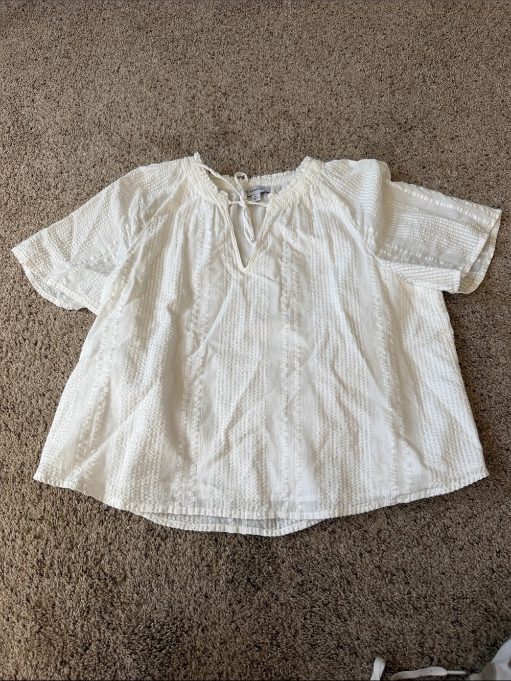 Evereve White Textured Peasant Top with Tie Neck
